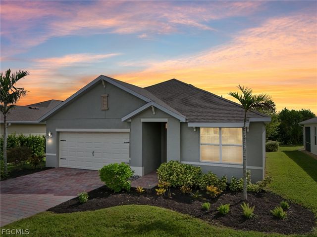 3421 Cancun CT, Cape Coral, FL 33909