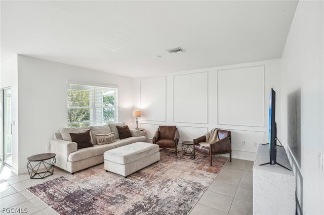 3421 Cancun CT, Cape Coral, FL 33909