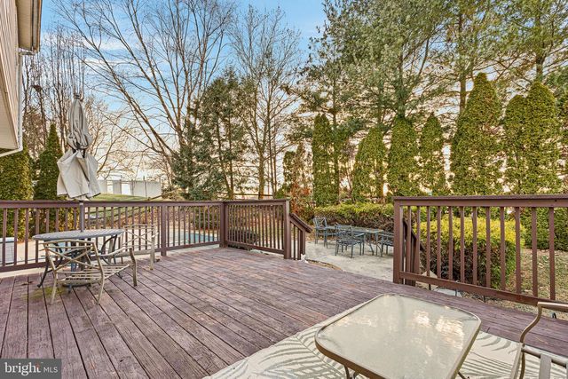 414 S BARRINGTON CT, Newark, DE 19702