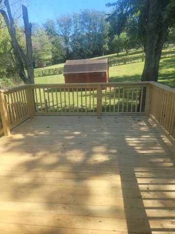 704 S Dickerson Rd, Goodlettsville, TN 37072