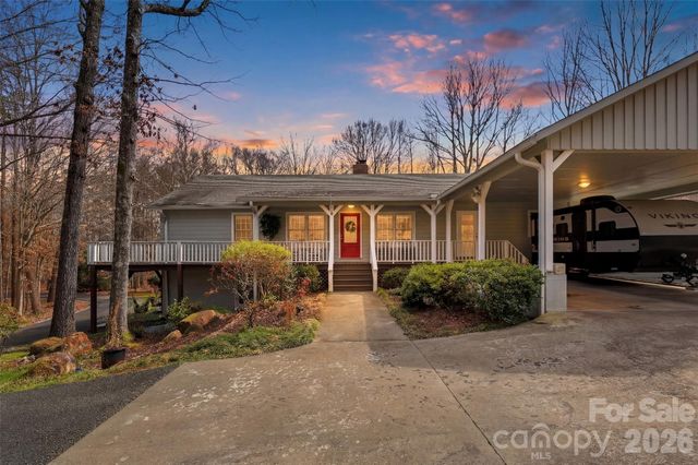 2614 Forest Lawn Drive, Matthews, NC 28104