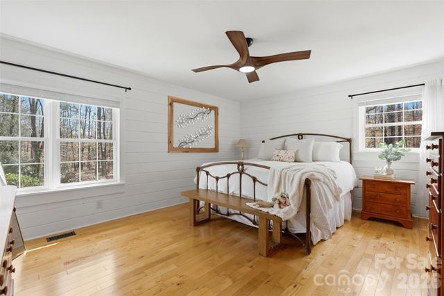 2614 Forest Lawn Drive, Matthews, NC 28104