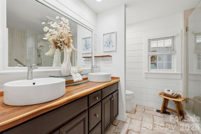 2614 Forest Lawn Drive, Matthews, NC 28104