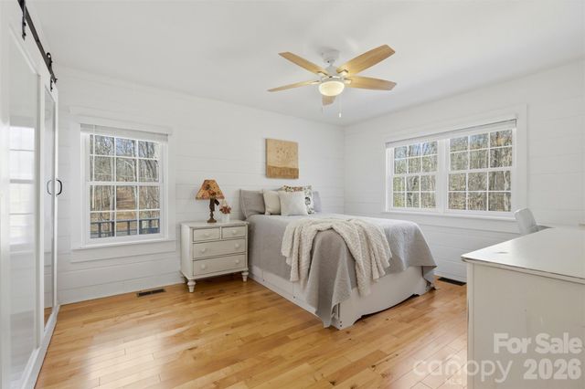 2614 Forest Lawn Drive, Matthews, NC 28104