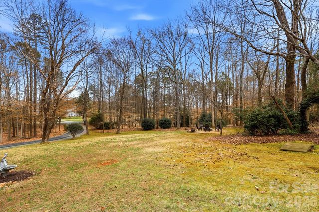 2614 Forest Lawn Drive, Matthews, NC 28104