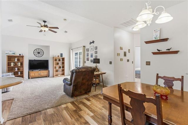 2121 N 114 Terrace, Kansas City, KS 66109