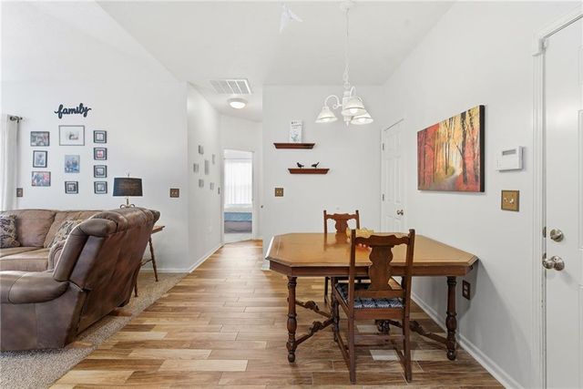 2121 N 114 Terrace, Kansas City, KS 66109