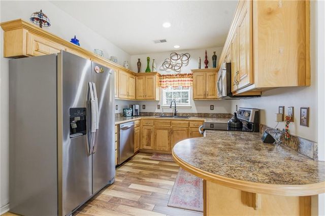 2121 N 114 Terrace, Kansas City, KS 66109