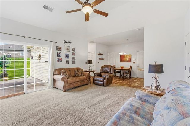 2121 N 114 Terrace, Kansas City, KS 66109