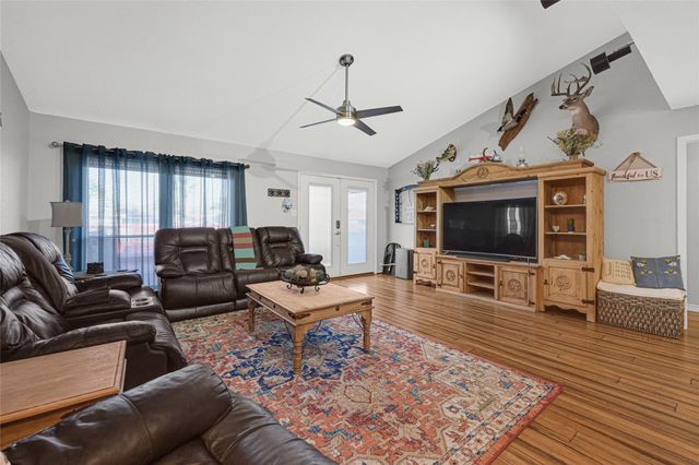 772 Marlin Street, Hitchcock, TX 77563
