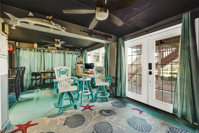 772 Marlin Street, Hitchcock, TX 77563