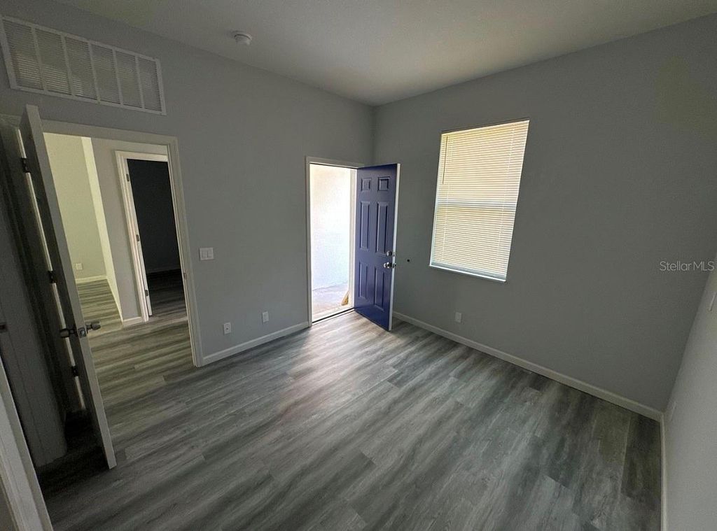 Image 5 of property listing at 1226 36TH STREET, Orlando, FL 32805