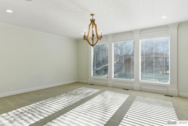 19273 Williams Street, Omaha, NE 68130