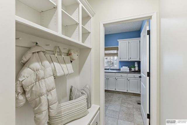 19273 Williams Street, Omaha, NE 68130