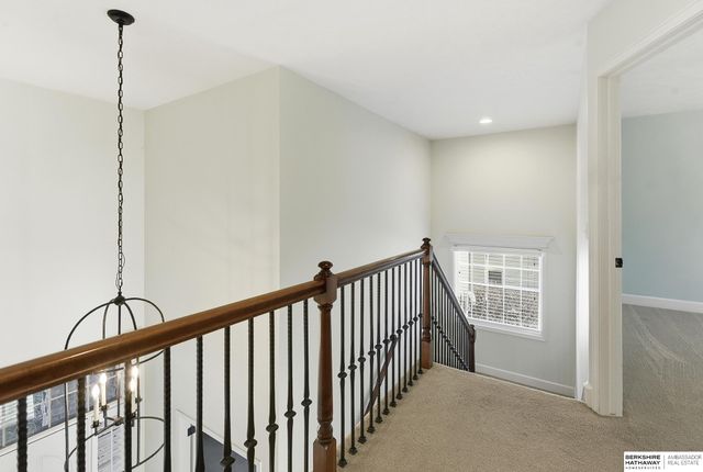 19273 Williams Street, Omaha, NE 68130