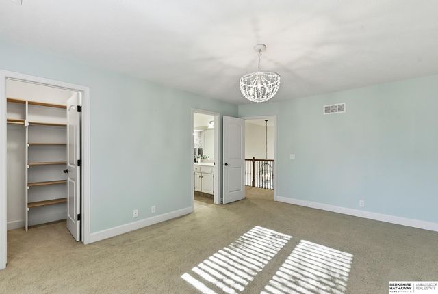 19273 Williams Street, Omaha, NE 68130