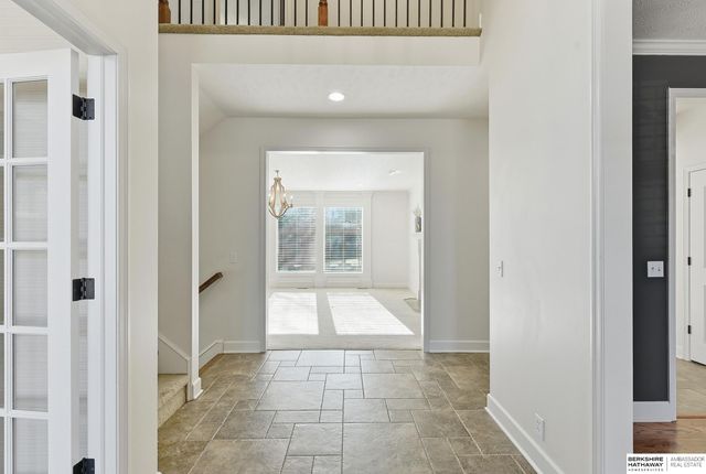 19273 Williams Street, Omaha, NE 68130