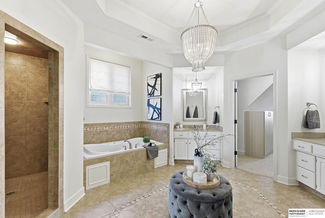 19273 Williams Street, Omaha, NE 68130