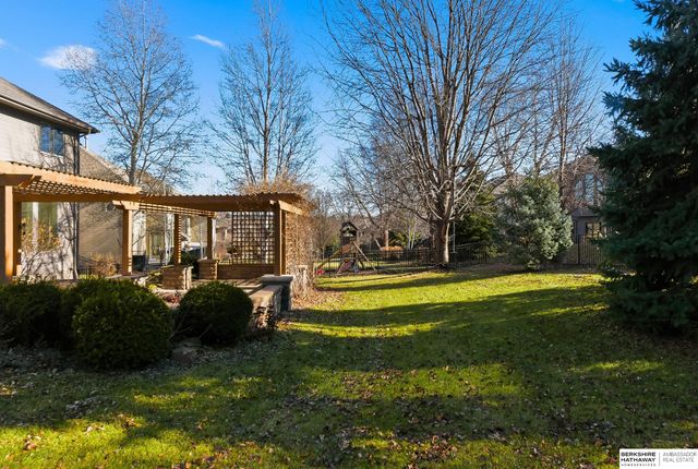 19273 Williams Street, Omaha, NE 68130