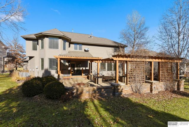 19273 Williams Street, Omaha, NE 68130