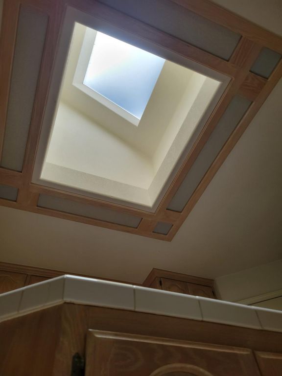 Image 21 of property listing at 819 E Woodhaven Lane, Fresno, CA 93720