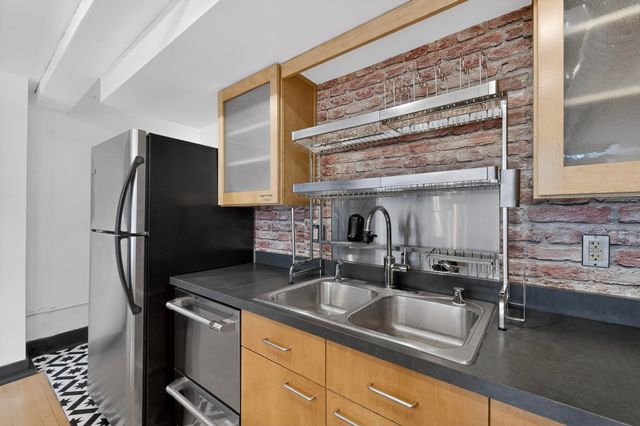 300 Tijeras Avenue NE APT 105, Albuquerque, NM 87102