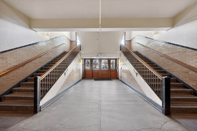 300 Tijeras Avenue NE APT 105, Albuquerque, NM 87102