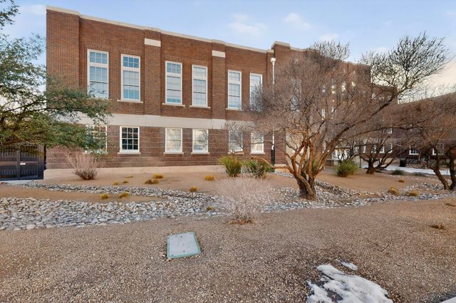 300 Tijeras Avenue NE APT 105, Albuquerque, NM 87102