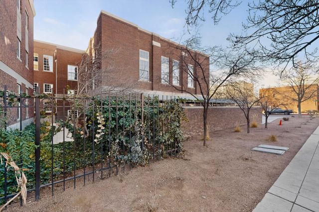 300 Tijeras Avenue NE APT 105, Albuquerque, NM 87102