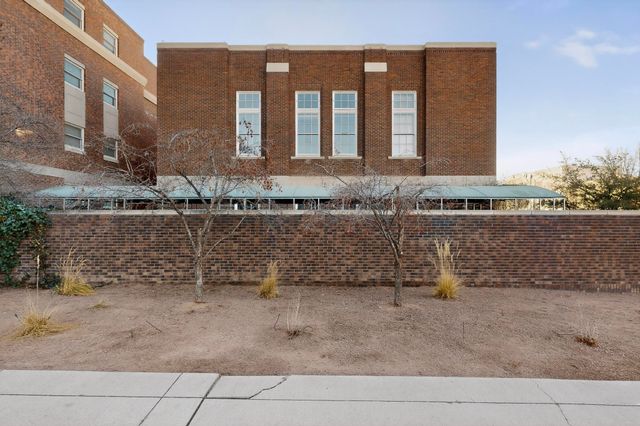 300 Tijeras Avenue NE APT 105, Albuquerque, NM 87102