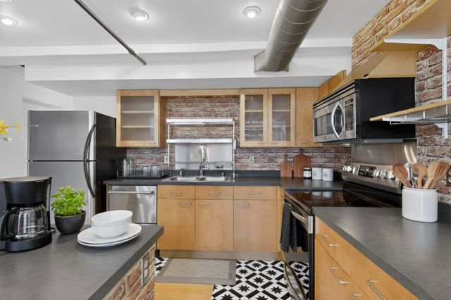 300 Tijeras Avenue NE APT 105, Albuquerque, NM 87102