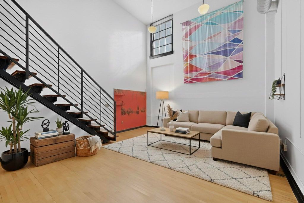 300 Tijeras Avenue NE APT 105, Albuquerque, NM 87102