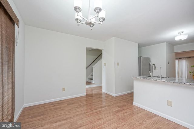 37 ARROWWOOD CT, Woodbury, NJ 08096