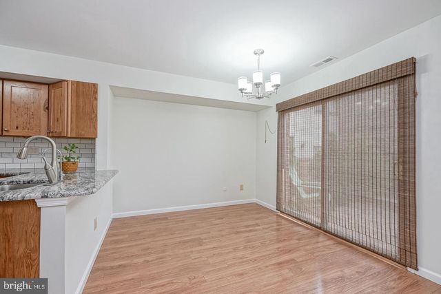 37 ARROWWOOD CT, Woodbury, NJ 08096