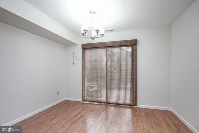 37 ARROWWOOD CT, Woodbury, NJ 08096