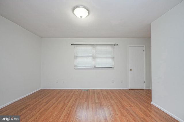 37 ARROWWOOD CT, Woodbury, NJ 08096