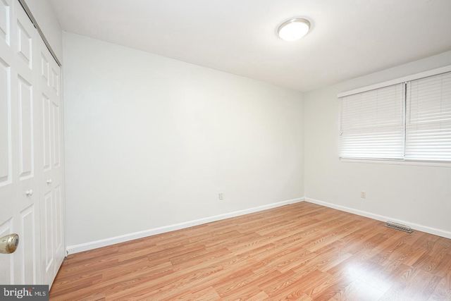 37 ARROWWOOD CT, Woodbury, NJ 08096