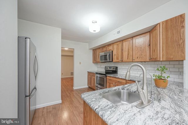 37 ARROWWOOD CT, Woodbury, NJ 08096