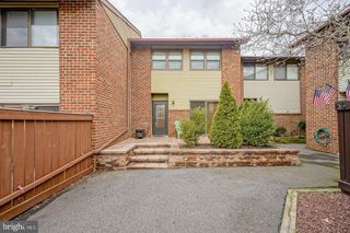 37 ARROWWOOD CT, Woodbury, NJ 08096
