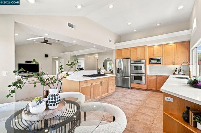 73 Randolph Pl, San Ramon, CA 94583