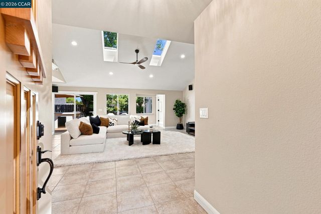 73 Randolph Pl, San Ramon, CA 94583