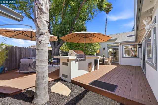 73 Randolph Pl, San Ramon, CA 94583