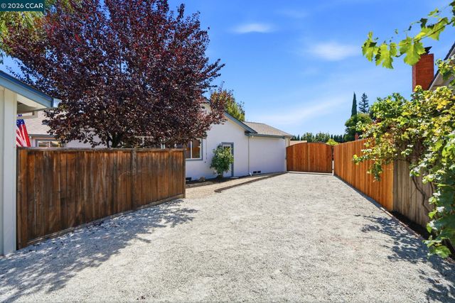 73 Randolph Pl, San Ramon, CA 94583