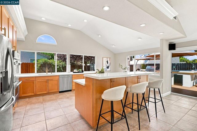 73 Randolph Pl, San Ramon, CA 94583