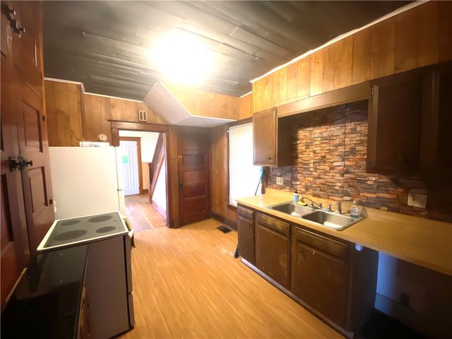 173 River Street, Oneonta, NY 13820