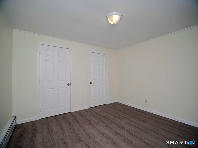 6 Warren Road, Woodbridge, CT 06525