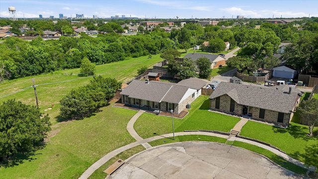 5025 Wheeler Circle, The Colony, TX 75056