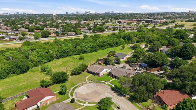 5025 Wheeler Circle, The Colony, TX 75056