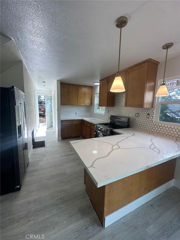 576 S Marlowe Drive, Big Bear City, CA 92314