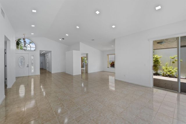 22586 Esplanada Drive, Boca Raton, FL 33433